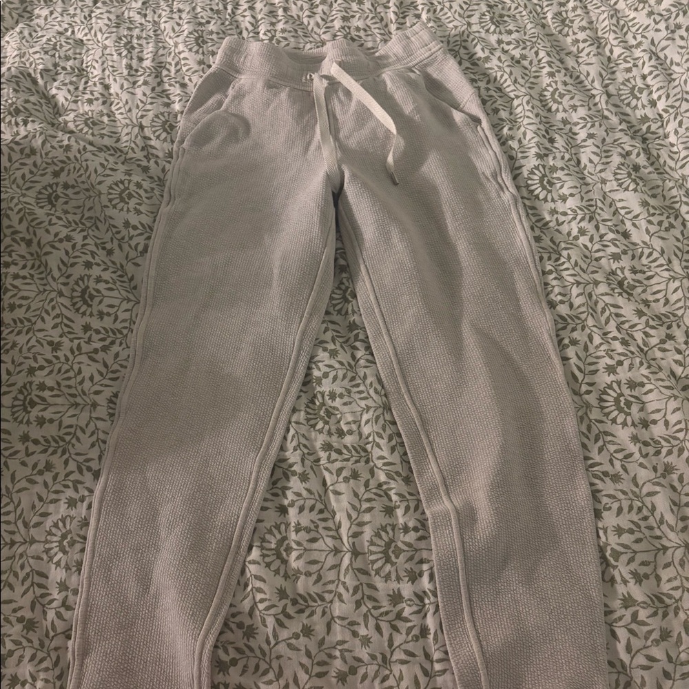 Lululemon ribbed joggers